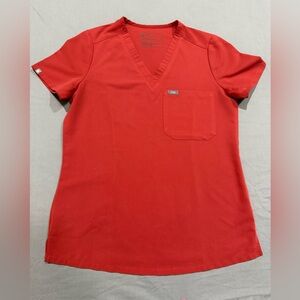 Figs Technical Collection Scrub Top In Red Extra Small